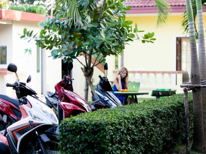 Lucky Lek Resort Rawai Buitenkant foto